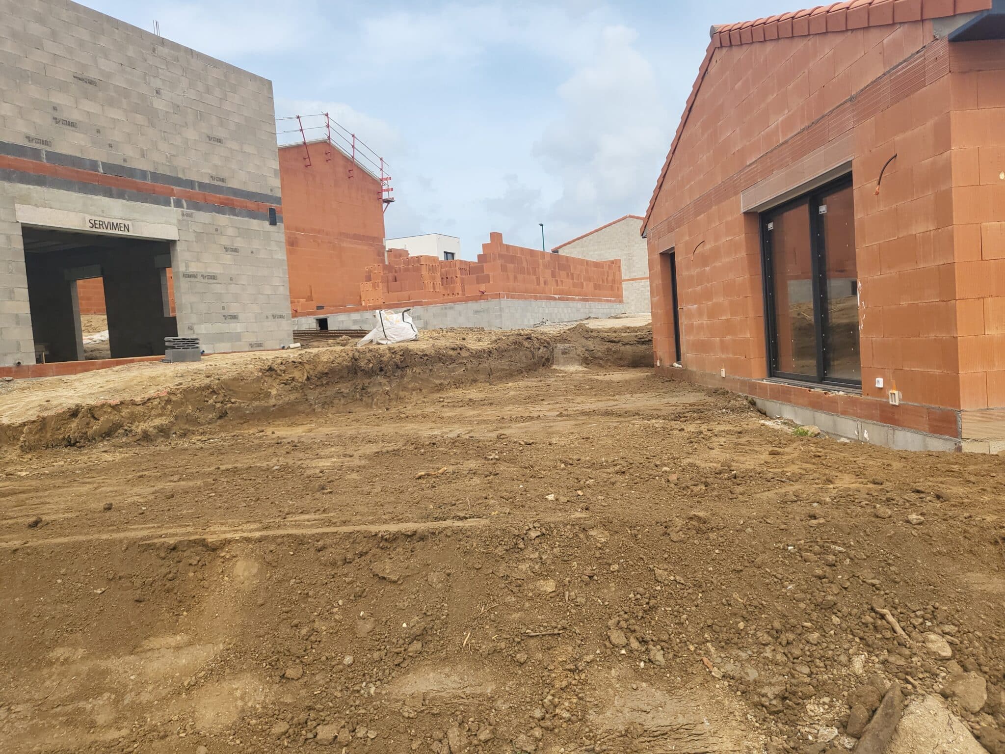 Realisation-travaux-nivellement-Saint-Cyrien